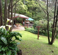 Stone's Throw Cottage Bed and Breakfast - Accommodation 4U
