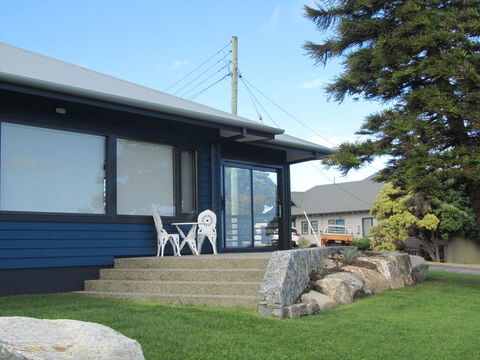 Storm Bay Cottage - Accommodation 4U 1