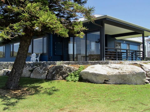 Storm Bay Cottage - Accommodation 4U 0