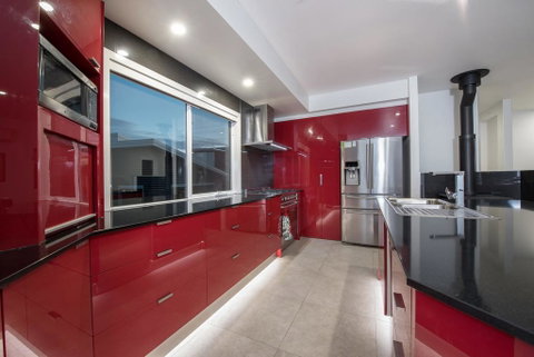 Stratton Summit 4- Modern, Sophisticated Style With Lake And Mountain Views - Accommodation 4U 3