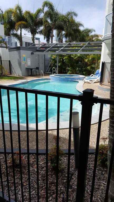 Studio Apartment Mooloolaba Beach Holiday Management - Accommodation 4U 2