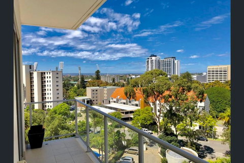 Stunning 2 Storey Apartment In Perth's CBD - Accommodation 4U 2