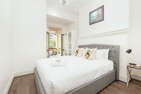 STUNNING SYDNEY HOME 10 - Accommodation 4U 2