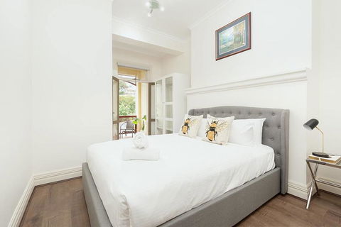 STUNNING SYDNEY HOME 11 - Accommodation 4U 1