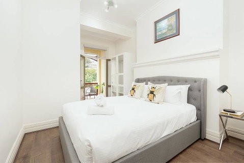 STUNNING SYDNEY HOME 4 - Accommodation 4U 1