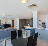 Stylish 3 Bedroom Apartment In Goldcoast - Accommodation 4U