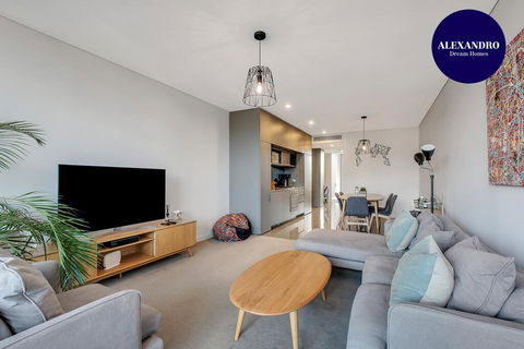 STYLISH CAMPERDOWN APARTMENT And PARKING INC - Accommodation 4U 0