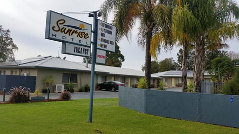 Sunrise Motel - Accommodation 4U 0