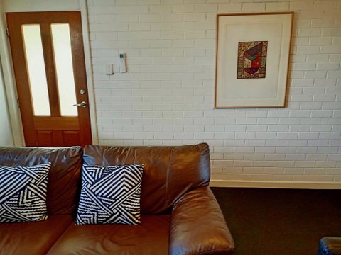 Superb 2 BR Apartment Minutes To CBD- Cen7 - Accommodation 4U 0