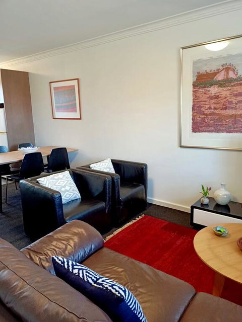Superb 2 BR Apartment Minutes To CBD- Cen7 - Accommodation 4U 3