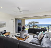 Surf 101 on Cabarita Beach - Accommodation 4U