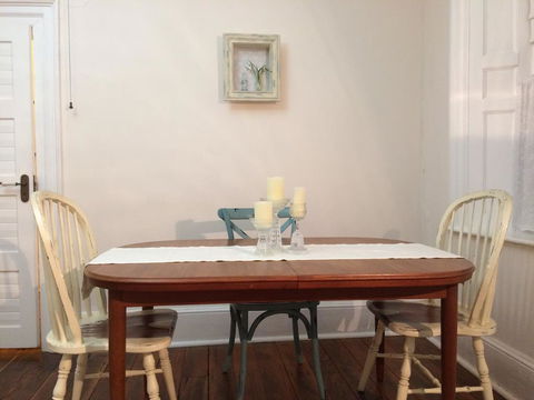 Surgeon's Cottage - Accommodation 4U 2