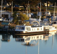Swamp Fox luxury 2BR Dutch Barge - Accommodation 4U