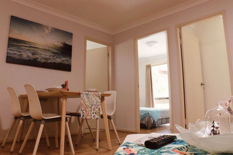 Sweet Dreams House & Big Garden & Near Station - Accommodation 4U 1