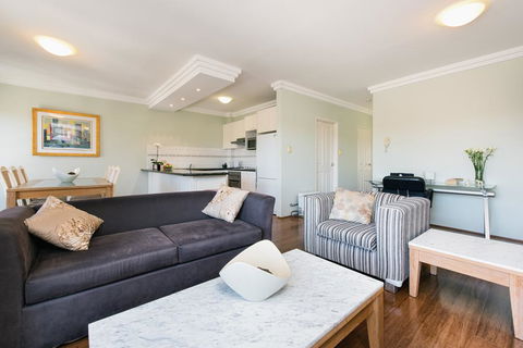 SYDNEY INNER CITY SANCTUARY - Free Parking - Accommodation 4U 3
