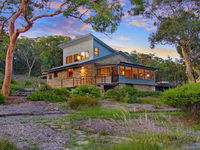 Book Woodford Accommodation Vacations Accommodation 4U Accommodation 4U