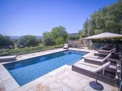 Talits Vineyard Estate - Accommodation 4U 3
