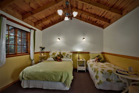 Tamborine Mountain Bed And Breakfast - Accommodation 4U 1