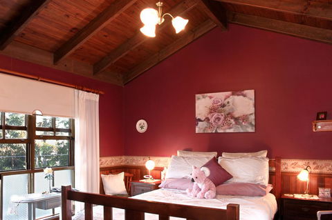 Tamborine Mountain Bed And Breakfast - Accommodation 4U 3