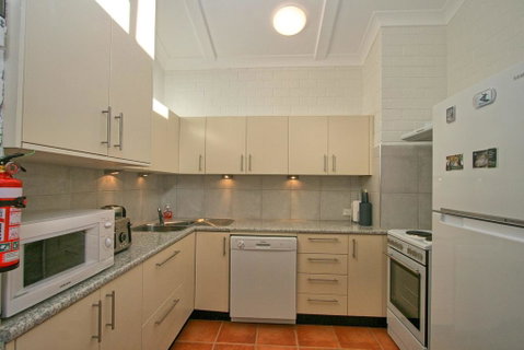 Tanderra 16/28 Park Road - Accommodation 4U 2