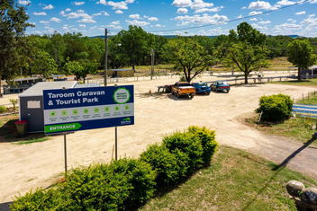 Taroom Caravan & Tourist Park with Accommodation 4U