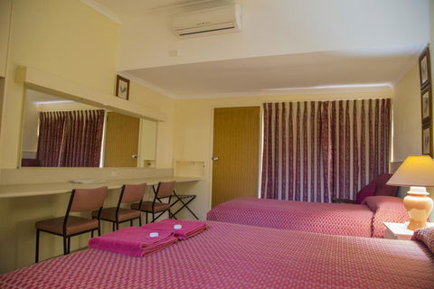 Tarra Motel - Accommodation 4U 3