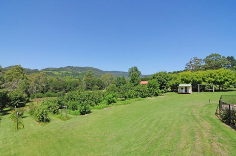 Tatiara - Spacious Family Friendly Home! - Accommodation 4U 2