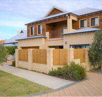 Terrific Townhouse - Accommodation 4U