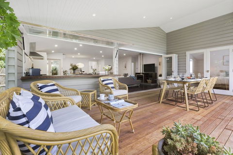 THALASSA HOUSE COASTAL RETREAT DROMANA - Accommodation 4U 1