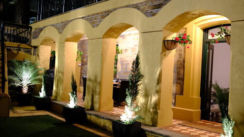 The 'Cloisters' Apartment At Albert Hall - Accommodation 4U 1
