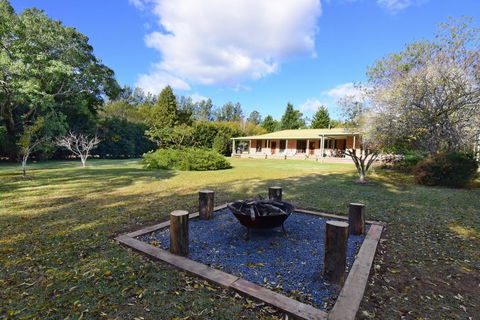 The Ambers - Comfortable Family Getaway! - Accommodation 4U 0