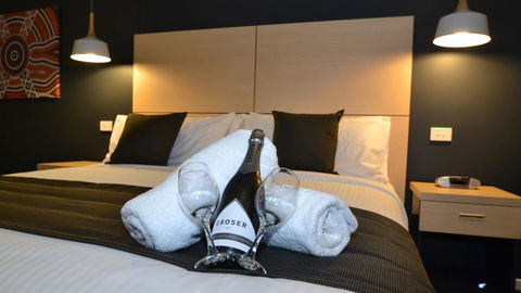 The Astor Suites - Accommodation 4U 0
