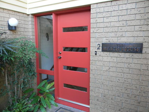 The Beach House - Accommodation 4U 1