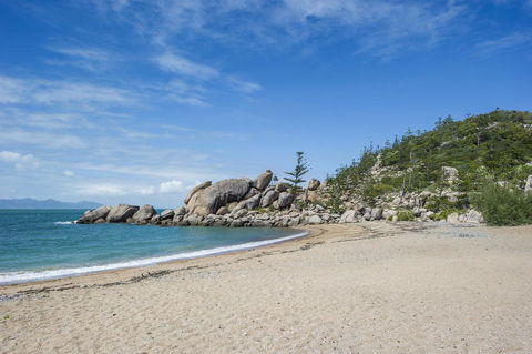 The Beach House At Arthur Bay - Accommodation 4U 2