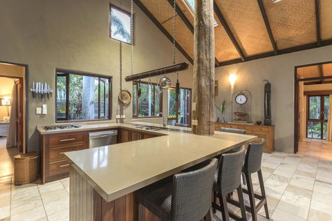 The Beach House On Newell - Accommodation 4U 3