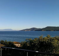 Larus Waterfront Cottage - Accommodation 4U