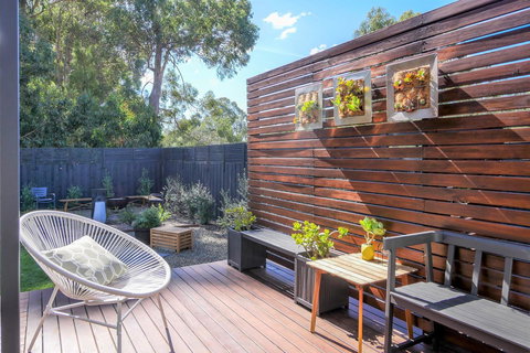 Three Beaches - Accommodation 4U 25