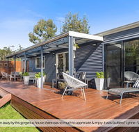 Three Beaches - Accommodation 4U