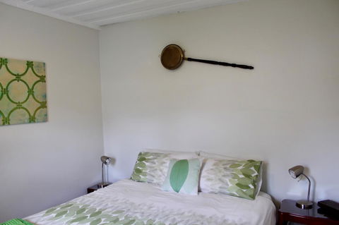 Omaroo House - Panoramic Water Views - Accommodation 4U 27