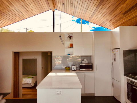 Omaroo House - Panoramic Water Views - Accommodation 4U 16