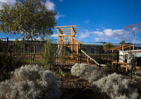 Shoreline Hotel - Accommodation 4U 12