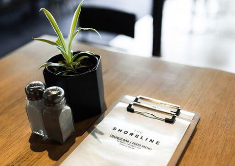 Shoreline Hotel - Accommodation 4U 4