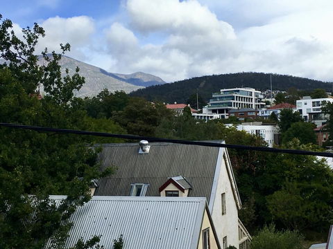 4 At 8 Townhouse Newcastle St - Accommodation 4U 0