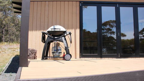 BAY OF FIRES ECO HUT Off Grid Experience At Binalong Bay - Accommodation 4U 14