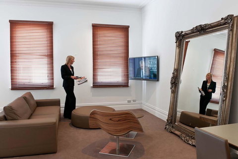 Ikon Hotel - Accommodation 4U 32