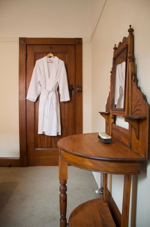 Gorgeous Hobart Accommodation - Park On Park - New Town - Accommodation 4U 31