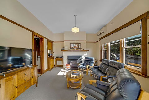 Gorgeous Hobart Accommodation - Park On Park - New Town - Accommodation 4U 9