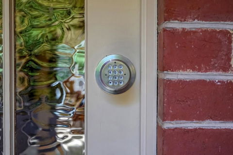 Gorgeous Hobart Accommodation - Park On Park - New Town - Accommodation 4U 6