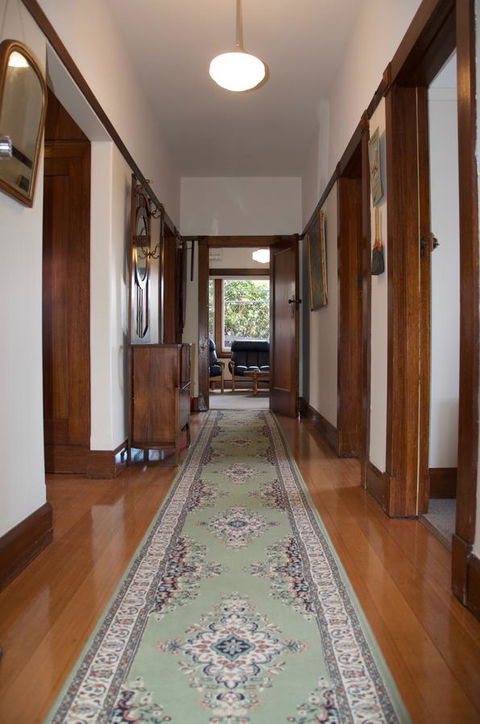 Gorgeous Hobart Accommodation - Park On Park - New Town - Accommodation 4U 8