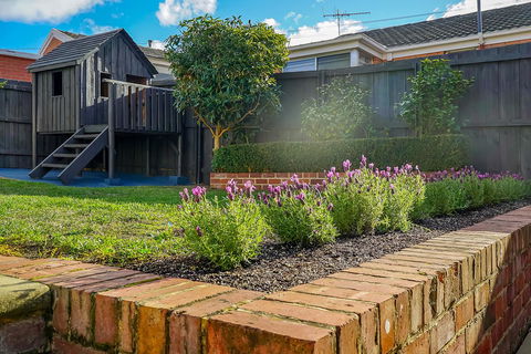 Gorgeous Hobart Accommodation - Park On Park - New Town - Accommodation 4U 43